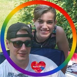 Meet your Posher, Connie